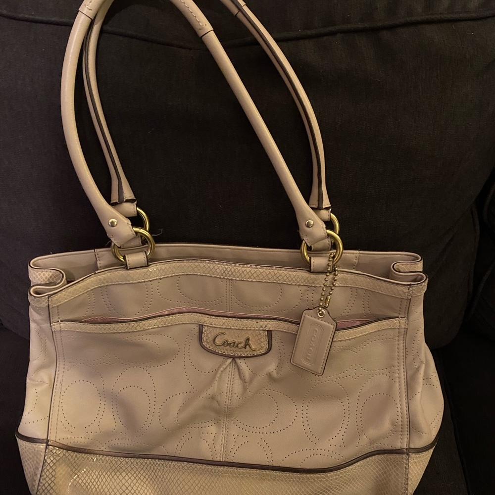 Coach purse